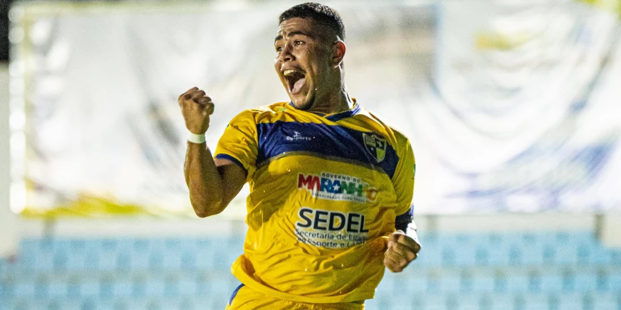 O IAPE derrotou o Pinheiro em duelo realizado no Estádio Nhozinho Santos.