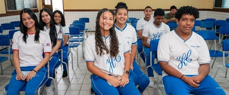 Semana de Intensificação da Vacinação no Centro de Ensino Humberto de Campos. (Foto: Israel Pontes)