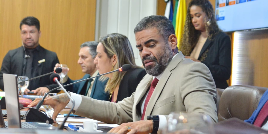 A proposta vai permitir adequar o regimento interno da Casa ao entendimento fixado pelo Supremo Tribunal Federal (STF).
