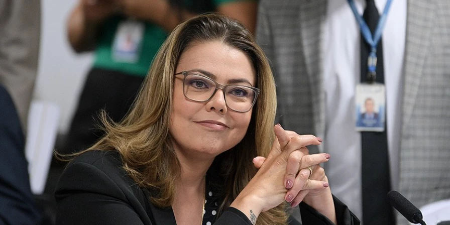 Autora da proposta