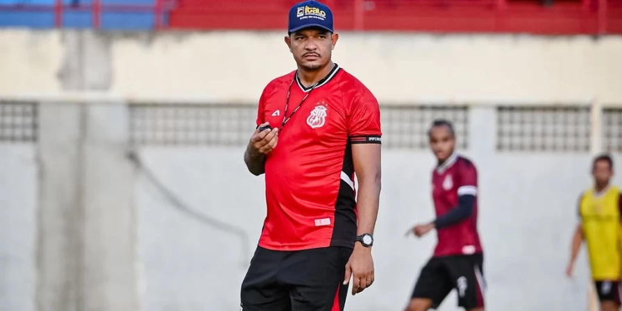 Jheimy Carvalho, técnico interino do Imperatriz.