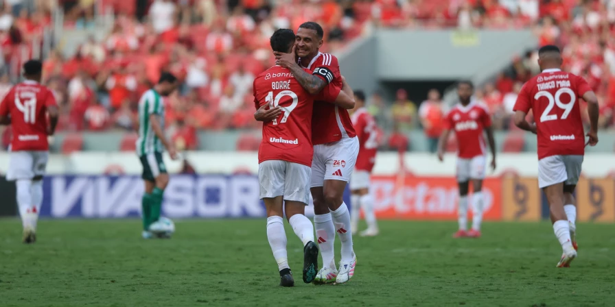O Internacional derrotou o Juventude no Beira-Rio.