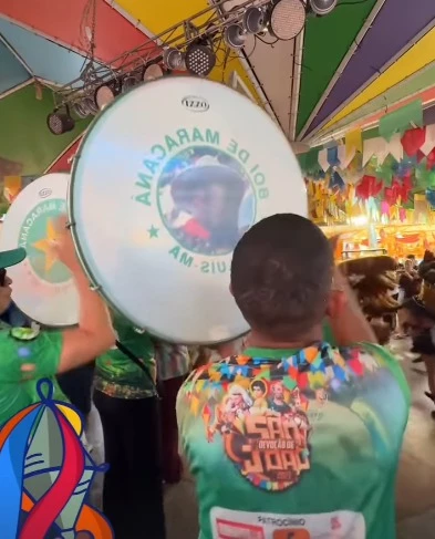 Boi de Maracanã durante apresentação na Feira de São Cristóvão