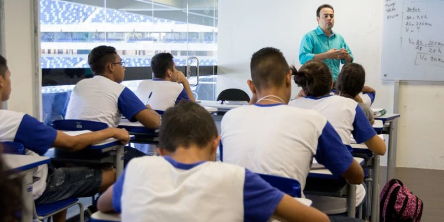 Educação financeira deve ser obrigatória