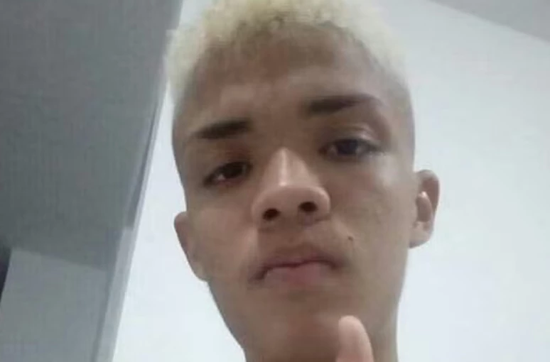 Ailton Silva Júnior, de 22 anos, foi morto em confronto com a polícia dentro de uma casa na Ilhinha, no bairro São Francisco.