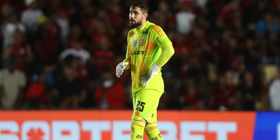 Matheus Cunha, goleiro do Flamengo.