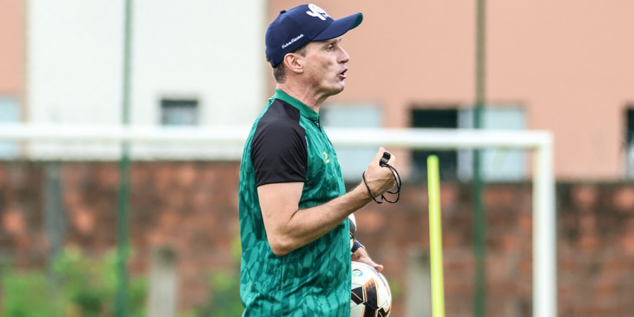 Gerson Gusmão, técnico do Sampaio Corrêa. (Ronald Felipe / Sampaio Corrêa FC)