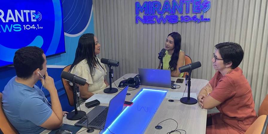 Priscila Amaral e Ivanilde Pacheco durante o programa Atualidades.