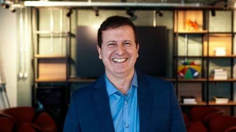 Adolêscencia, série apresentada pela Netflix evidenciou necessidade de colocar a questão em debate, diz Pierre Lucena. (Divulgação: Porto Digital)