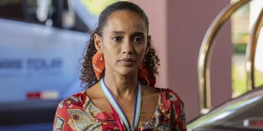 Raquel (Taís Araújo)