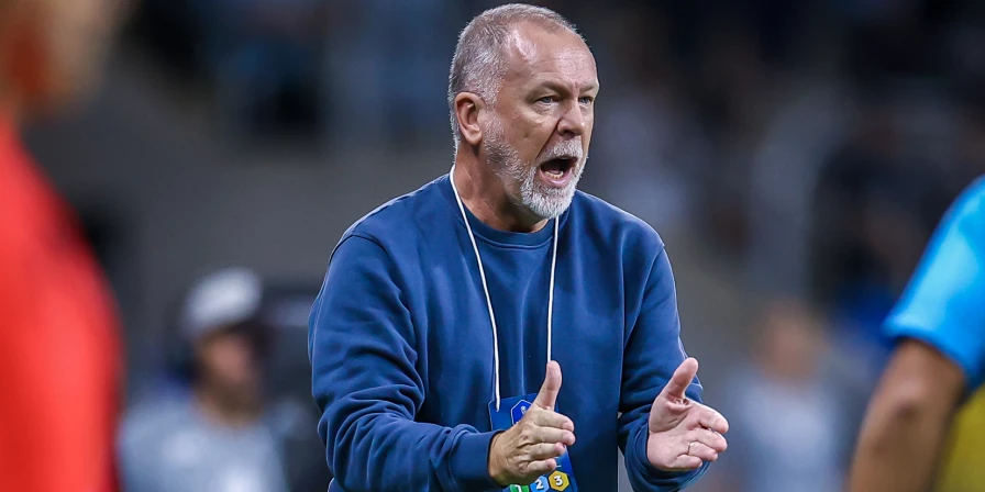 Mano Menezes, técnico do Grêmio.