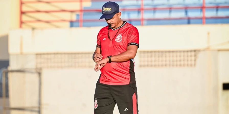 Jheimy Carvalho, técnico do Imperatriz.