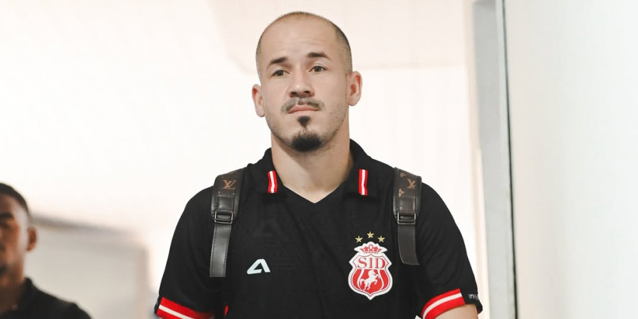 Meia-atacante Ícaro tem desconforto no joelho e a presença no jogo do fim de semana é incerta (Gabriel Dias)
