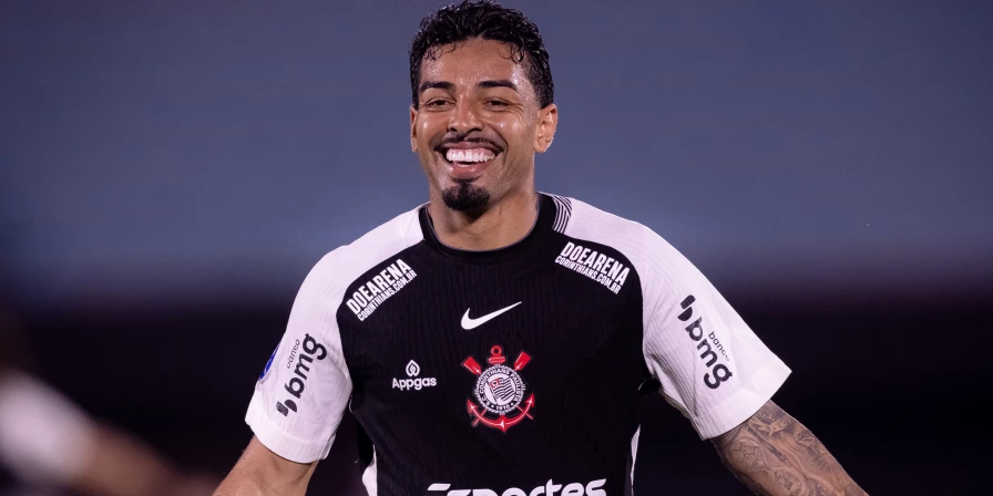 O Corinthians derrotou o Racing-URU fora de casa pela Copa Sul-Americana.