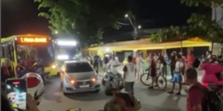 Acidente foi registrado na noite desse sábado (17), no bairro Cidade Operária.