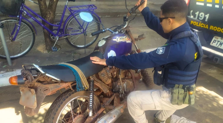 PRF apreende motocicletas com sinais de adulteração no Maranhão.