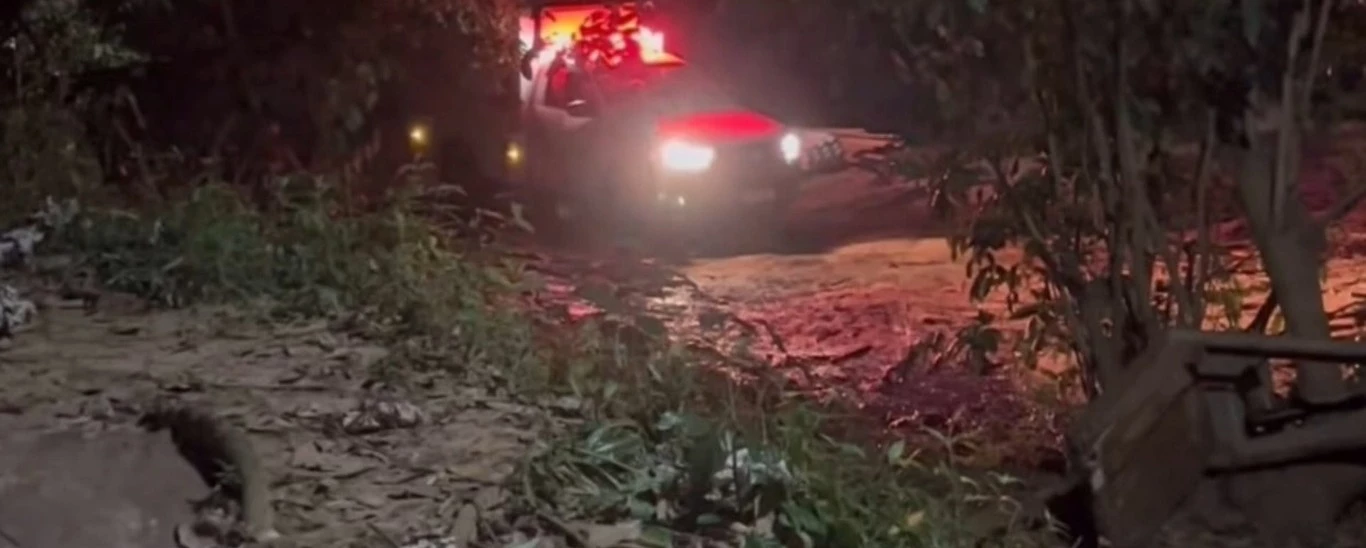 Criança morre e grupo da mesma família estão desaparecidas após embarcação virar no MA. (Foto: Reprodução/TV Mirante)