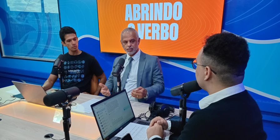 O presidente da Abrade, George Santana, concede entrevista ao Abrindo o Verbo.