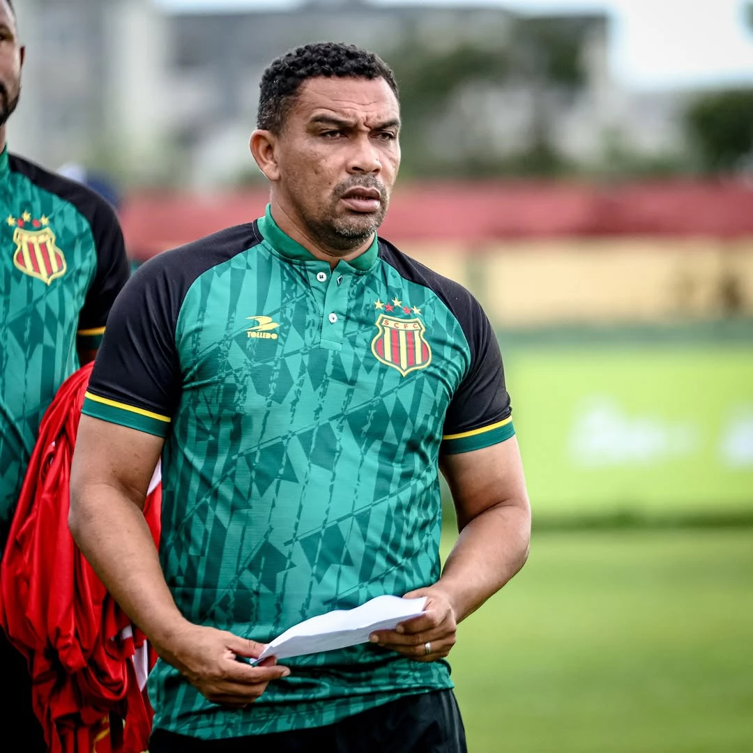 Técnico Zé Augusto fecha a preparação com treino aberto para a torcida nesta sexta-feira pela manhã (Crédito: Ronald Felipe)