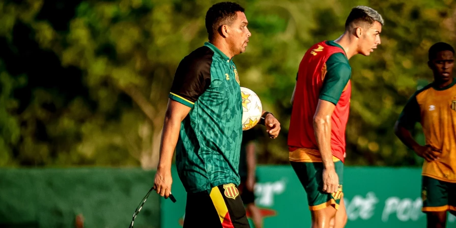 Treino do Sampaio Corrêa.