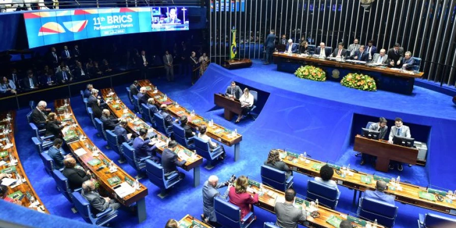 Os deputados mantiveram as alterações do Senado ao projeto.