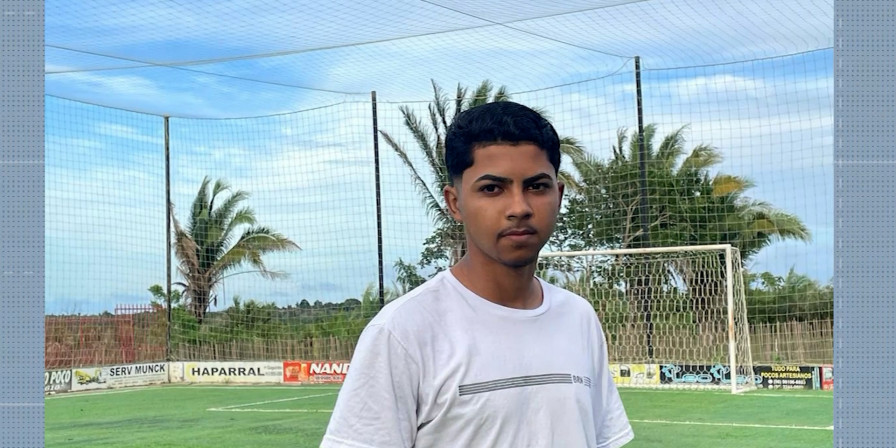 Pedro Ricardo Gouveia Chagas pilotava a moto do pai, quando fugiu da abordagem policial. Ele foi perseguido e baleado pelas costas. (Foto: Reprodução/TV Mirante)