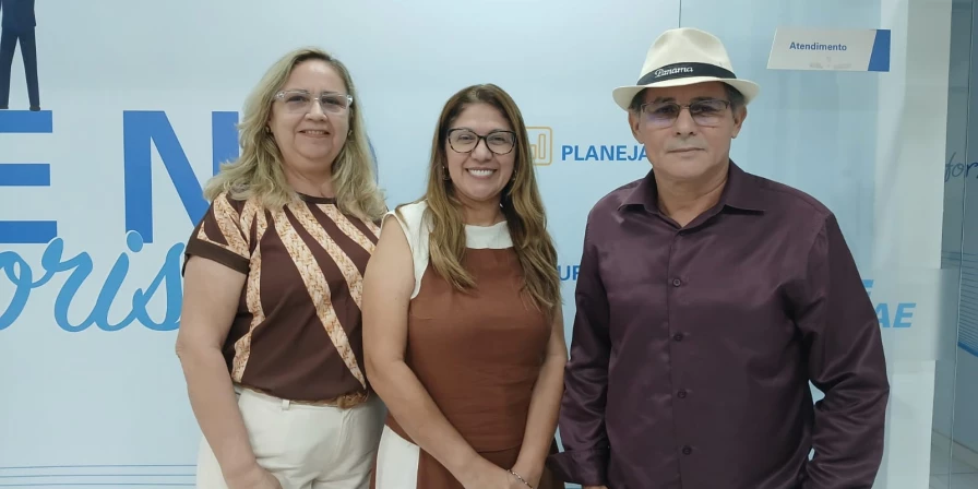 A empreendedora Vilma Bello, a analista do Sebrae Reijane Góes e o empreendedor Francisco Monteiro foram entrevistados pela repórter Alessandra Rodrigues, da Mirante News FM.