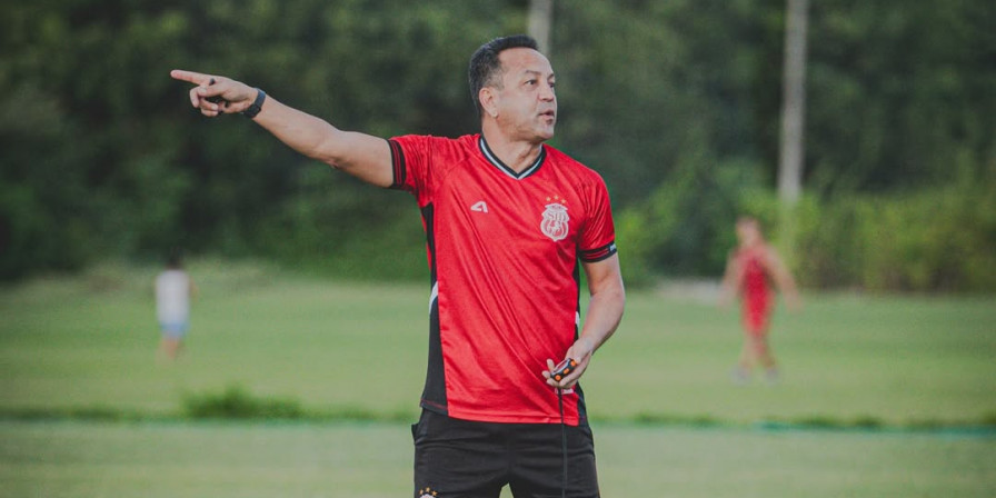 Imperatriz enfrentará neste domingo o Maracanã; até o momento, o treinador não perdeu nesta volta ao "Cavalo de Aço" (Gabriel Dias)