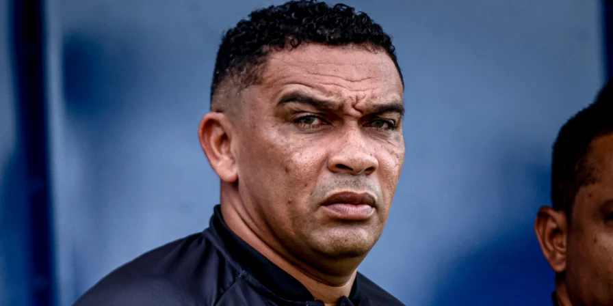 Zé Augusto, técnico do Sampaio Corrêa.