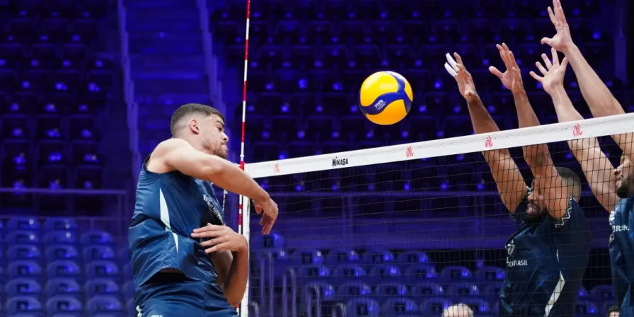 Thiery nos treinos da Seleção Brasileira