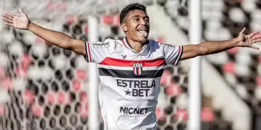 Jogador Pedro Severino.