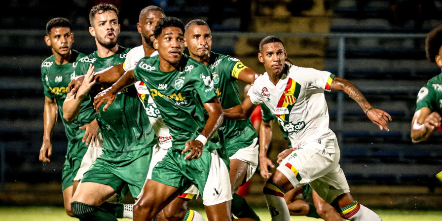 Lance da partida entre Altos e Sampaio Corrêa, pela Série D (Ronald Felipe / Sampaio Corrêa FC)