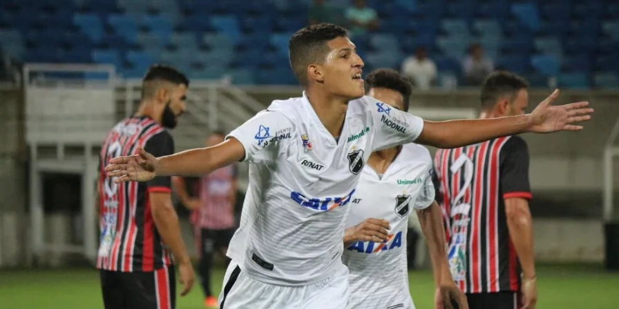 Matheus Matias é o novo reforço do MAC