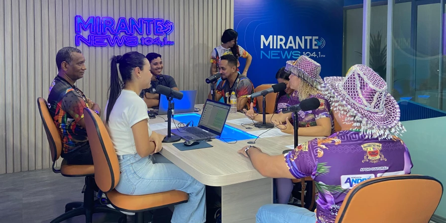 Carla Rodrigues, Rafael Encanto, Gláucya Oliveira e Dudu Nagandaya, convidados da edição desta sexta-feira (13) do programa Atualidades