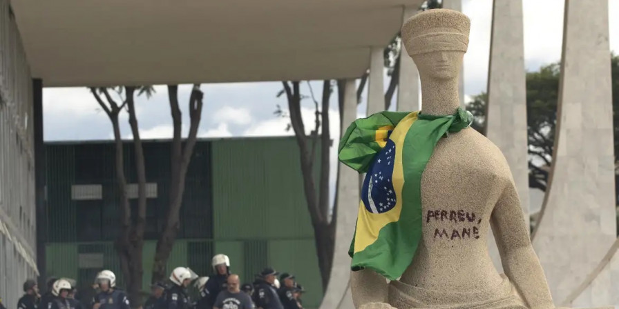 Câmara aprova redução de penas