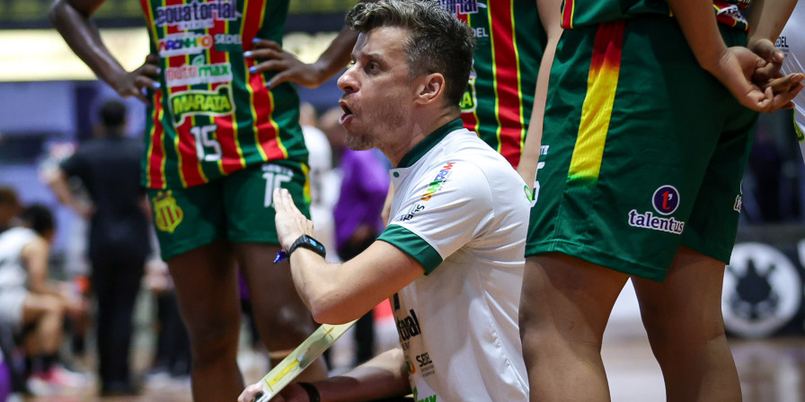 Rodrigo Galego, técnico do Sampaio Basquete. (Beto Miller)