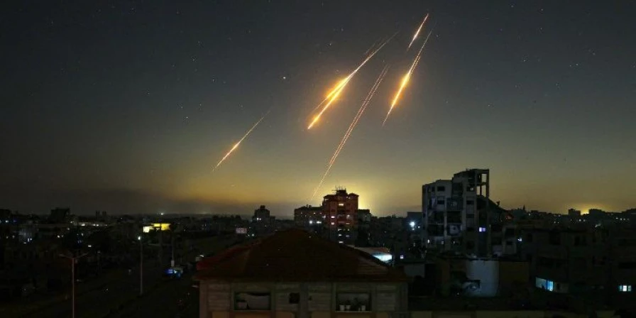 Israel e Irã trocam ataques neste fim de semana.