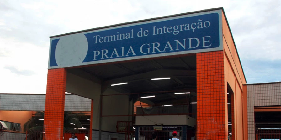 O idoso morreu dentro do ônibus que estava no Terminal da Praia Grande, em São Luís.