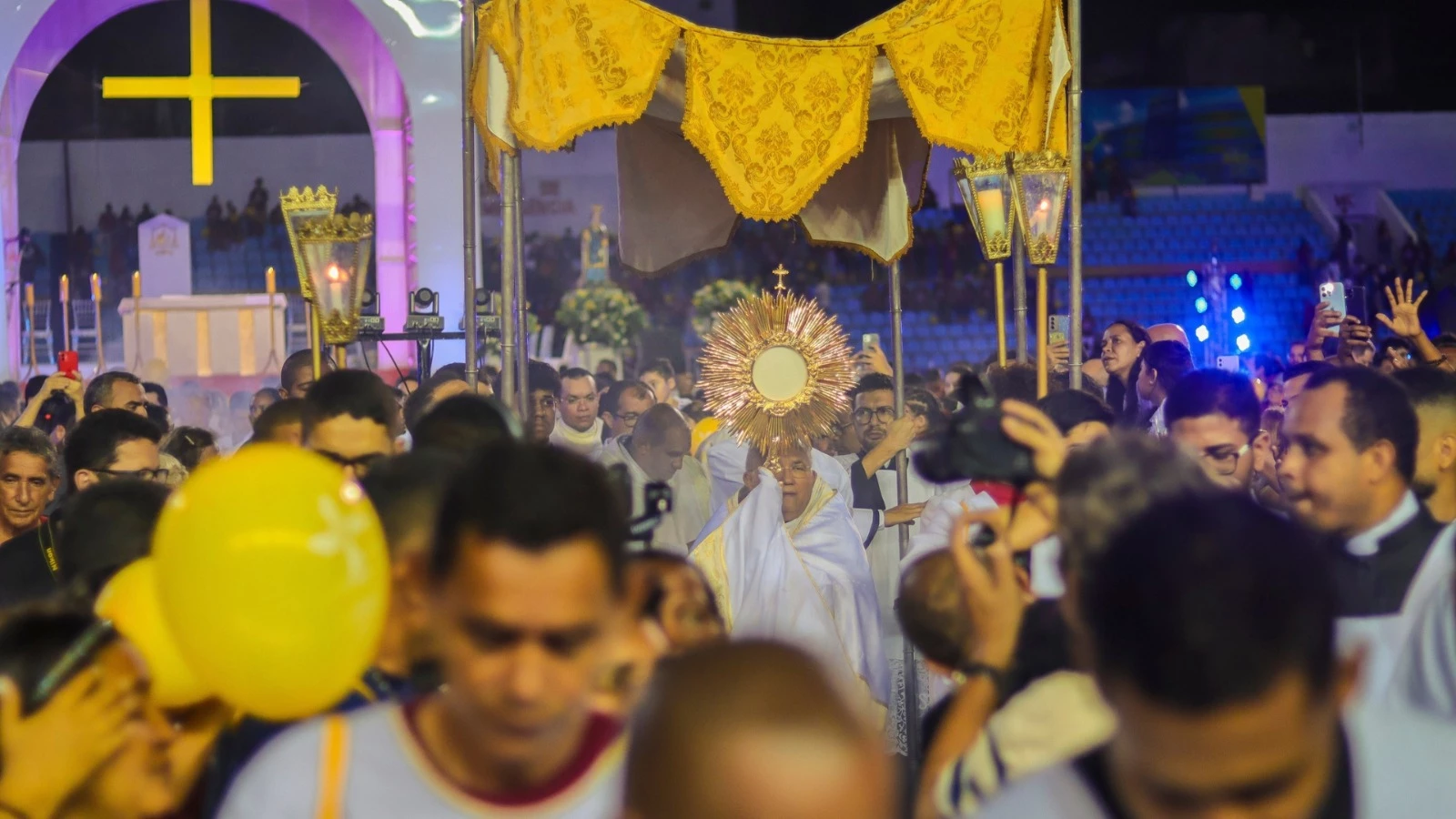 Arquidiocese de São Luís realiza Solenidade Corpus Christi nesta quinta (19), no Estádio Castelão.