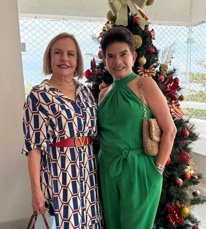 Presenças constantes de grande charme nos salões elegantes de São Luís, Rose Brunet Medeiros (passa temporada nos Estados Unidos com o marido Eli Medeiros e só volta a São Luís em julho) e Ana Elvira Buhatem (vive um tempo de dedicação integral ao tratamento de saúde do marido, cardiologista José Benedito Buhatem)