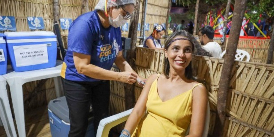 Stand de multivacinação da SES. (Foto: divulgação)