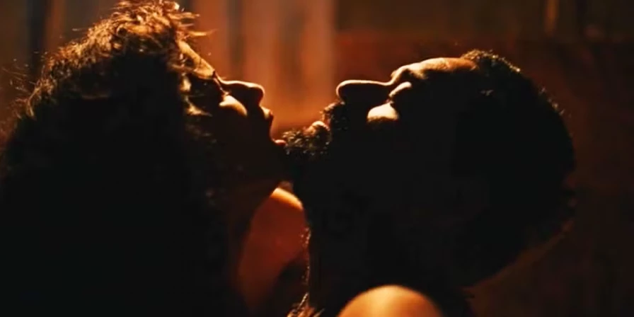 Rosa (Isadora Cruz) tem primeira noite de amor com Josué (Thomás Aquino)