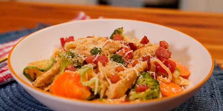 Chicken pasta primavera.