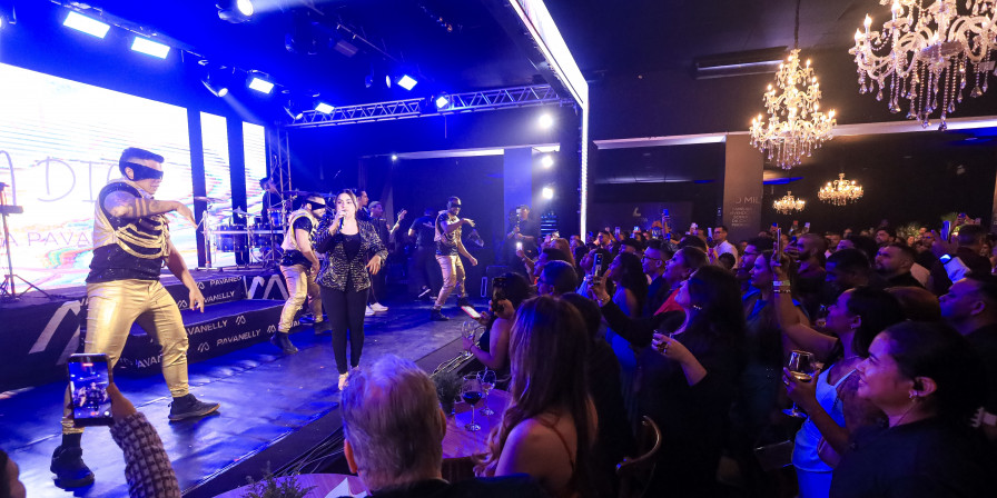 Canopus Celebra Conquistas