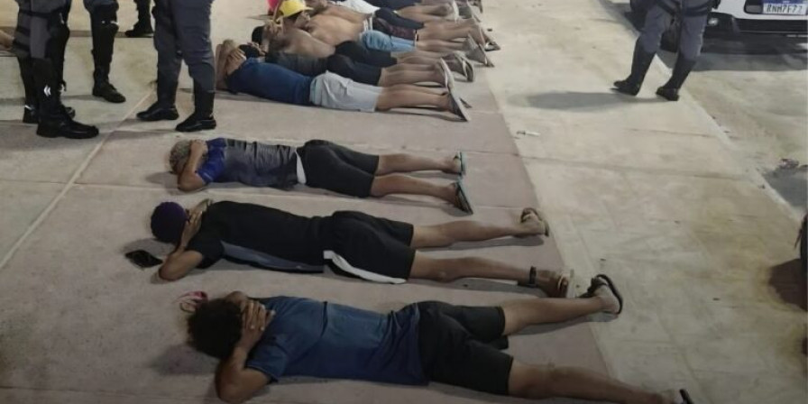 Oito presos após tentativa de arrastão