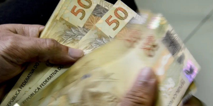 Brasil quita R$ 2,2 bilhões