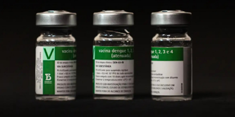 SUS vai vacinar profissionais de saúde