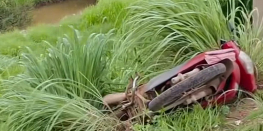 Professora morre em acidente de moto