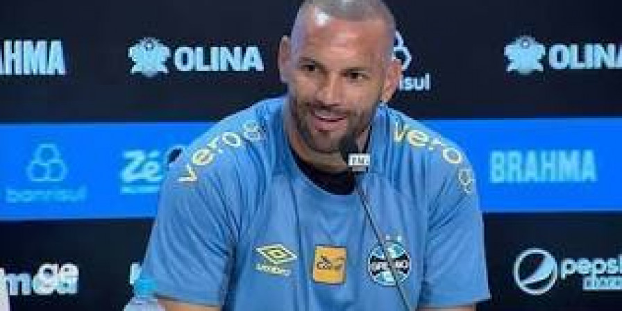 Weverton chega ao Grêmio
