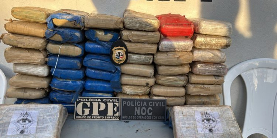 Maconha escondida em carro